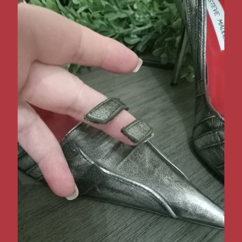 Steve Madden Bullit Metallic Silver/Grey Heels - Picture 2 of 5